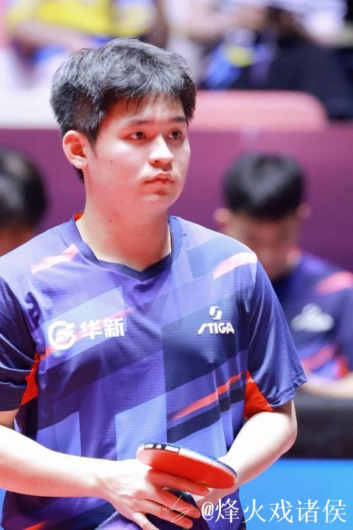 林诗栋4-1赵子豪 晋级十五运会乒乓球男单四强 林诗栋4-1赵子豪 晋级十五运会乒乓球男单四强
